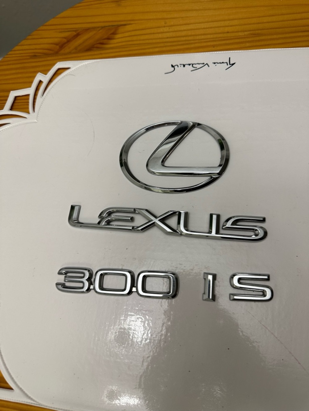 Lexus Chrome Emblem Set - Silver